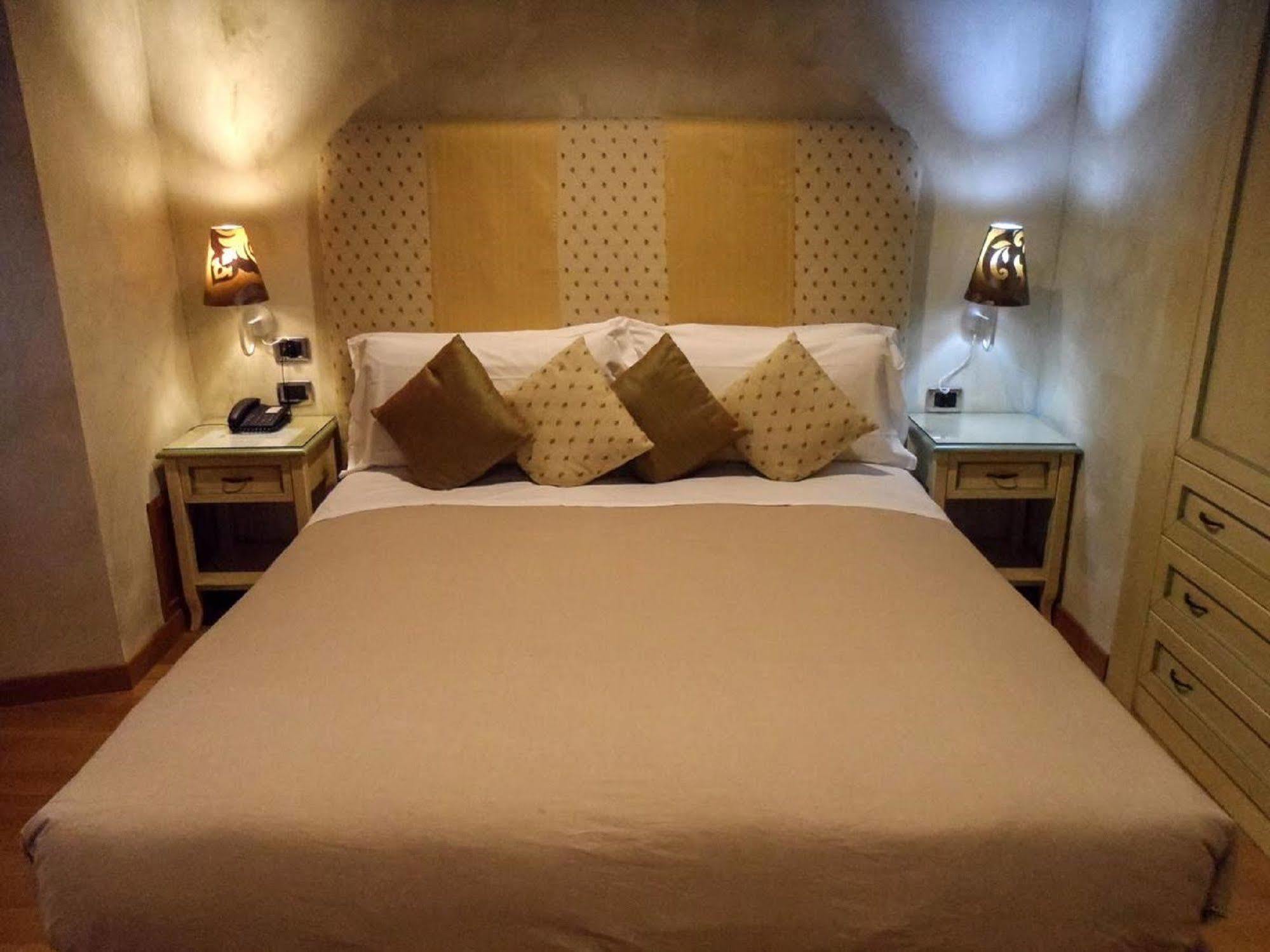 Condotti Rooms Rome Luaran gambar