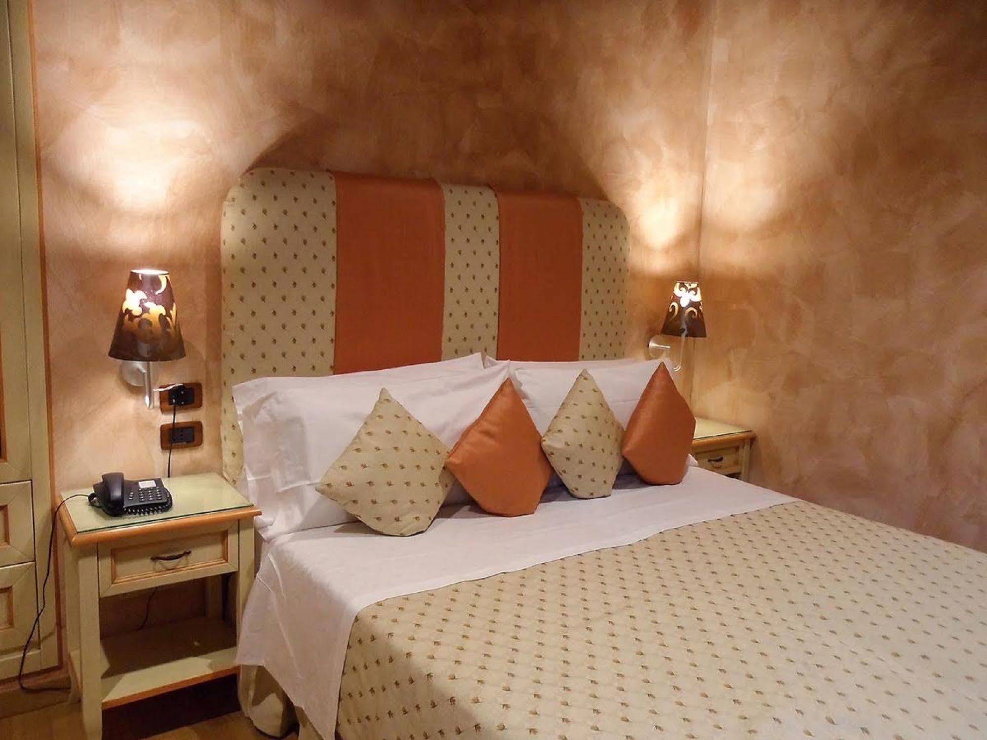 Condotti Rooms Rome Luaran gambar